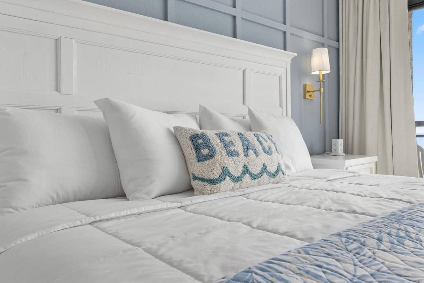 Luxury Ocean Front By Barefoot Landing Apartamento Myrtle Beach Exterior foto